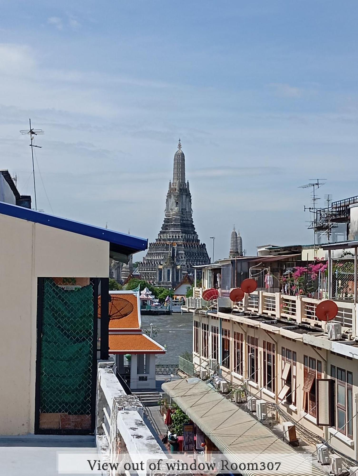Chetuphon Gate Hotel Bangkok Exterior photo