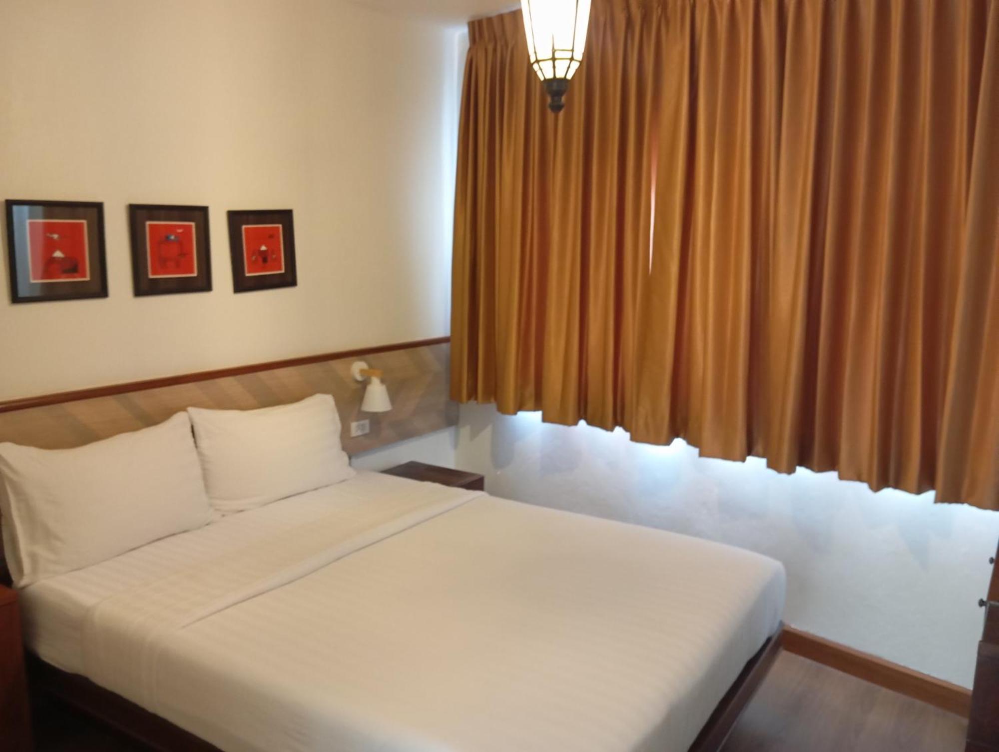 Chetuphon Gate Hotel Bangkok Exterior photo