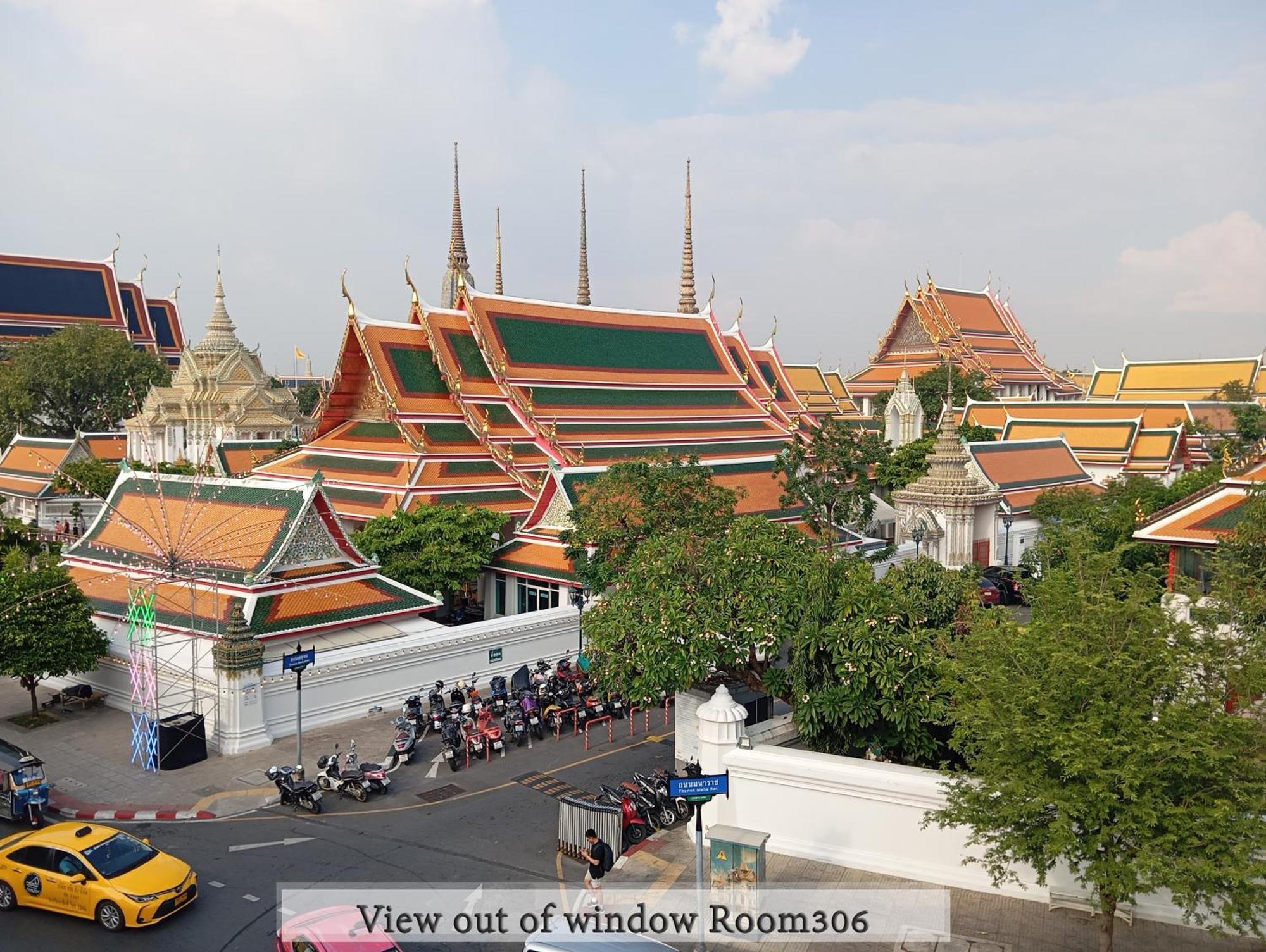 Chetuphon Gate Hotel Bangkok Exterior photo